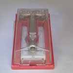 1958 Gillette D1 "tv Special" Super Speed Safety Razor Set Blade Case. Fixed Price $39.75.