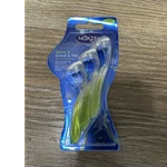 Noxzema Women Bikini Shave & Trim Disposable Razors Green 3 Count. Fixed Price $20.00.
