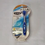 Schick Hydro 3 Razor & 2 Cartridges New In Package. Fixed Price $15.00.