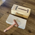 Vikings Blade The Chieftain Safety Razor New Frosted Rose Gold. Fixed Price $13.99.