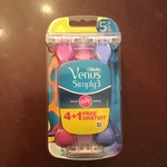 Gillette Venus Simply 3 Disposable Razors 5 Pack Women Smooth Shave. Fixed Price $9.99.