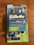 Gillette Custom Plus 3 Sensitive Disposable Razors 2007 New. Fixed Price $18.99.
