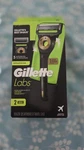Gillette Labs Black & Gold Edition Razor Exfoliating Bar 5 Blades 2 Cartridges. Fixed Price $18.00.