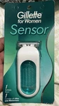 Gillette Sensor For Women Razor 1998 White Aloe & Moisturizers New Sealed. Fixed Price $39.99.