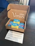 Gillette Venus Comfortglide White Tea 4 Count, With Comfortgli.... Fixed Price $20.12.