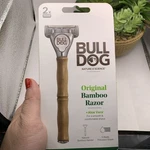 Bulldog Skincare For Men, Original Bamboo Razor, 1 2 Cartridges. Fixed Price $13.99.