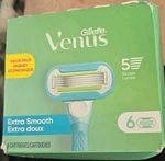 New Gillette Venus Extra Smooth Doux Value Pack 5 Blades 6 Cartridges. Fixed Price $20.95.