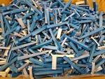 Lot Of 100 Twin Blade Blue Disposable RAZORS...........................2B. Fixed Price $21.99.