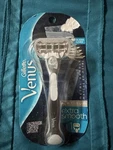 Women Gillette Venus Platinum Extra Smooth Razor - 1 Handle + Cartridge New. Fixed Price $9.99.