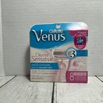 Gillette Venus Divine Sensitive Razor Refill Blade Cartridges Sealed 8 Pack. Fixed Price $31.99.