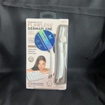 Finishing Touch Flawless Lighted Dermaplane Glo - Facial Razor White Rose Gold. Fixed Price $16.00.