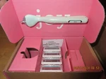 Joy Women's Razor Handle + 4 Blade Refills, Teal. Fixed Price $13.99.