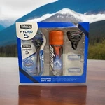 Schick Hydro 5 Gift Pack, 1 Razor With 3 Refills And Shaving Cream. Fixed Price $18.20.