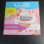 Gillette Venus Comfortglide White Tea Women's Razor Blades, 3-BLADE Refill. Fixed Price $17.99.