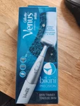 Gillette Venus Bikini Precision Trimmer Women's Electric Hair. Fixed Price $21.99.