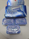 3 Pack Of Gillette Venus Divine Cartridge Refills For Razor Blades New Rare. Fixed Price $6.39.