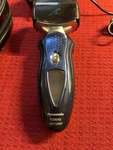 Panasonic ES8243A ARC4 Wet/dry Electric Shaver Razor With Oem Charger And Case. Fixed Price $40.00.