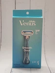 Gillette Venus Smooth Doux 3 Blade Razor For Women, Handle + 1 Cartridges. Fixed Price $8.96.