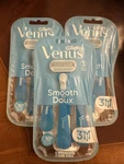 3 X Gillette Venus Smooth Women's Disposable Razor, BLADE(9TOTAL). Fixed Price $21.99.