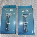 (2) New Gillette Venus Smooth Women's Razor 3 Blades 1 Handle + Cartridge Each. Fixed Price $17.00.