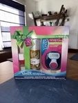 Vintage Gillette Venus Snap Embrace Gift Set W/ Satin Care Shave Gel Nos. Fixed Price $24.99.