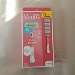 Gillette Venus Extra Smooth Handle 1 Razor + 4 Cartridges New In Box. Fixed Price $12.00.