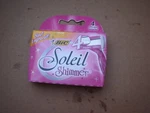 Bic Soleil Shimmer Cartridge Refill Blades 4 Count. Fixed Price $9.98.