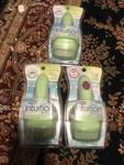 Schick Intuition Plus Refreshing Moisture Women's Razor Cucumber Melon. Fixed Price $24.95.