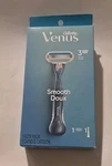 New Gillette Venus Smooth Doux Women's Razor, 1 Handle, Cartridge - Free Ship. Fixed Price $9.50.