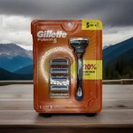Gillette Fusion 5 1 Razor Handle With Cartridges. Fixed Price $14.99.