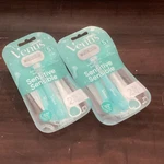 2X Gillette Venus Extra Smooth Sensitive Disposable Razors Ct. Fixed Price $18.99.