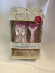 Revele Stainless Steel Razors 4 Pack With Suction Cup Holder. Fixed Price $7.99.