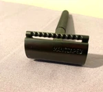 Manscaped The Plow 2.0 Double-edge Single Blade Safety Razor -- Excellent. Fixed Price $14.99.