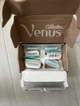 Gillette Venus Womens Razor Blade Refills, Extra Smooth 4 Count And. Fixed Price $22.95.