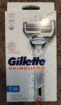 Gillette Skinguard Razor 1 Handle & Cartridge Shave Sensitive New. Fixed Price $9.99.