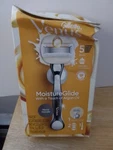 Gillette Venus Moistureglide W/ Touch Of Argan Oil 2 Cartridges Metal Handle. Fixed Price $15.50.