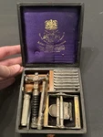 Vintage Wilkinson Sword Gentleman Travel Razor Set Dunhill 7 Day Blade Kit. Fixed Price $79.99.