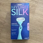 Schick Hydro Silk Women 5-BLADE Razor Blue + 2 Cartridges, Handle. Fixed Price $12.32.