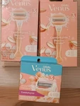 Gillette Venus Comfortglide White Tea Women's Razor Handles & Blade Refills Lot. Fixed Price $24.00.