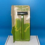 Vintage Lady Gillette Trac 2 Twin Cartridge Safety Razor Green Demo Movie Prop. Fixed Price $19.95.