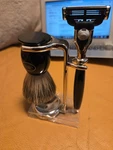 The Art Of Shaving Mach 3 W/acrylic/nickel Stand Pure Badger Brush New. Fixed Price $200.00.