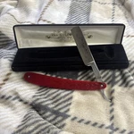 New Hen & Rooster Folding Razor Red Bone HRI401-RPB. Fixed Price $32.00.