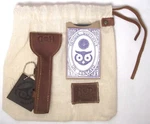 Hide & Drink Leather Double Edge Safety Razor Protective Travel Case Pouch New. Fixed Price $23.96.