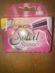 New Bic Soleil Shimmer Razor Refills W/ 4 Cartridges Blades. Fixed Price $9.99.