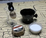 Van Hagen Mens Boar Hair Brush Shave Set W/ Ceramic Bowl Shaving Soap Holder. Fixed Price $15.29.