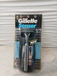 Vintage 1989 Brand New Gillette Sensor Razor With 3 Cartridges Included. Fixed Price $80.00.