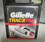 New Sealed Genuine Gillette Trac Ii Plus Razor Blades With Lubrastrip 10 Ct. Fixed Price $22.97.
