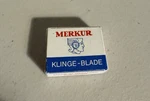 Box Of 10 Merkur Moustache & Brow Razor Blades Vintage. Fixed Price $9.98.
