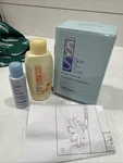 Avon Skin Soft Flower Shave Set Disposable Razor & Holder 3 - New. Fixed Price $15.00.