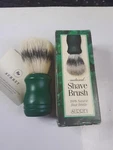 Vintage Surrey Boar Bristle Shaving Brush W/ Box 31014. Fixed Price $12.99.